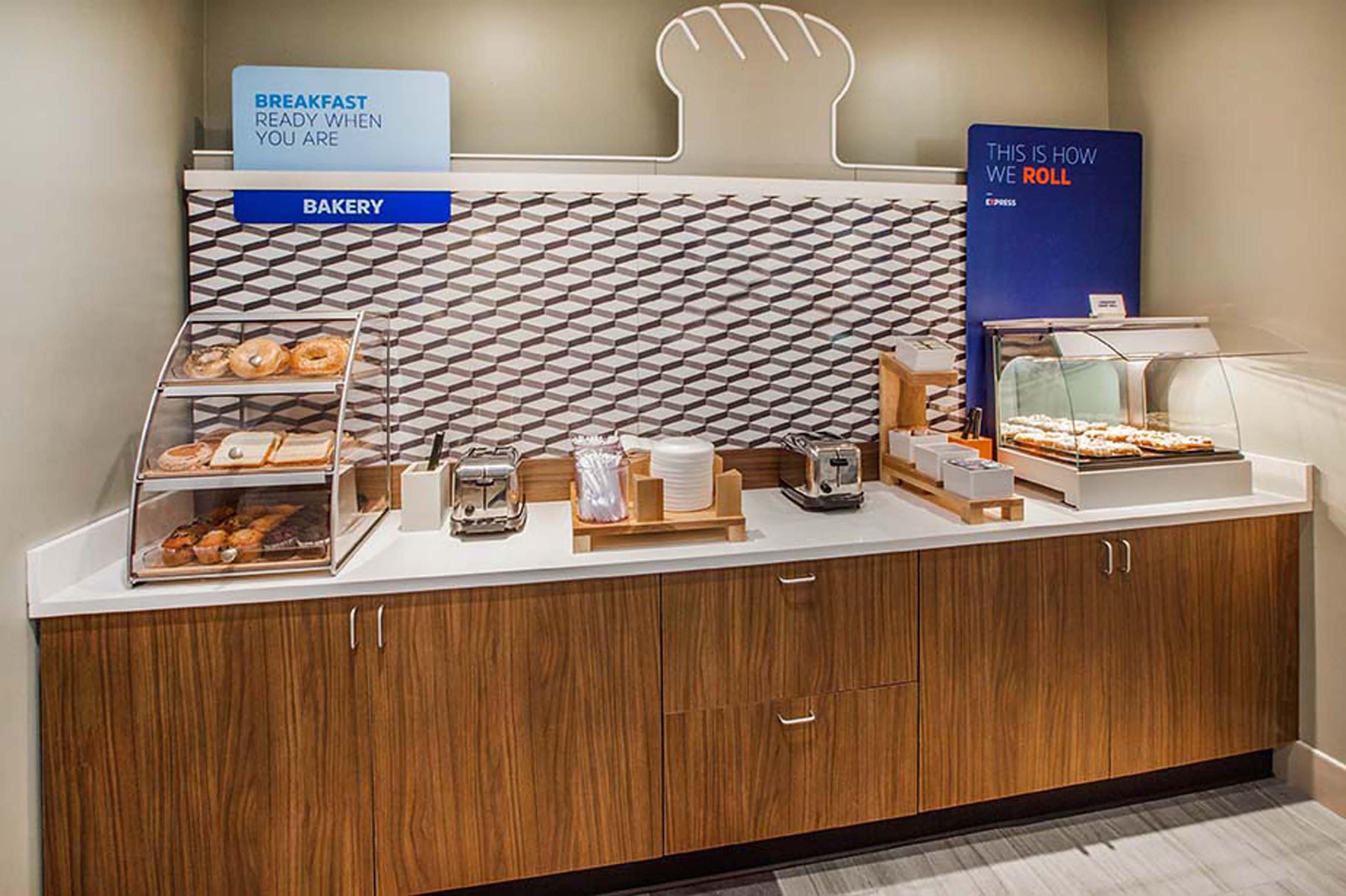 Holiday Inn Express & Suites Columbus - Easton Area By Ihg Gahanna Екстериор снимка