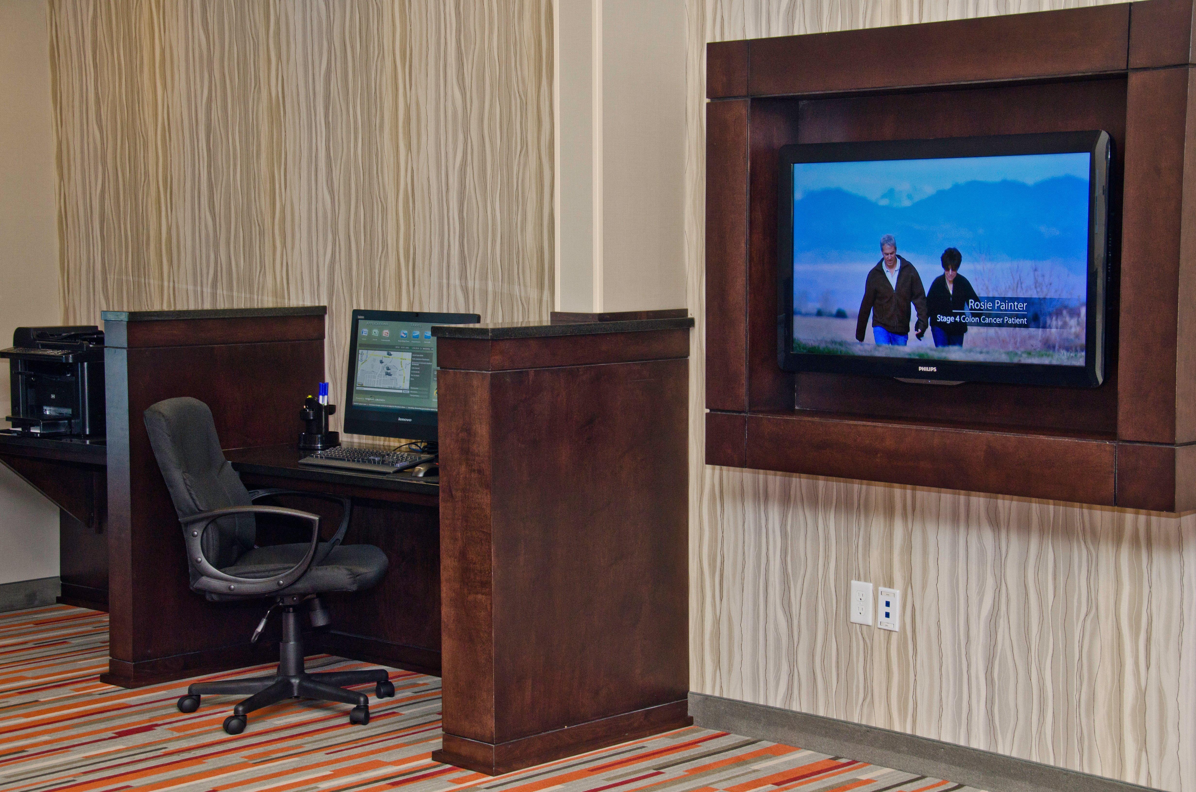 Holiday Inn Express & Suites Columbus - Easton Area By Ihg Gahanna Съоръжения снимка